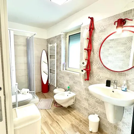 La Mansarda - Terrazze & Relax A Due Passi Da Bari Lägenhet *